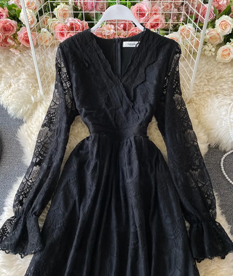 Elegant v neck lace long sleeve dress    S09
