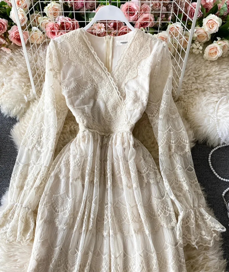 Elegant v neck lace long sleeve dress    S09